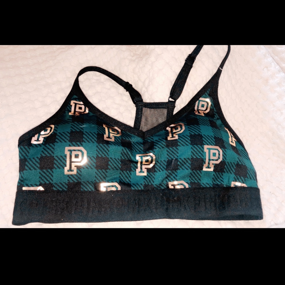 NWT Vs Pink sports bra